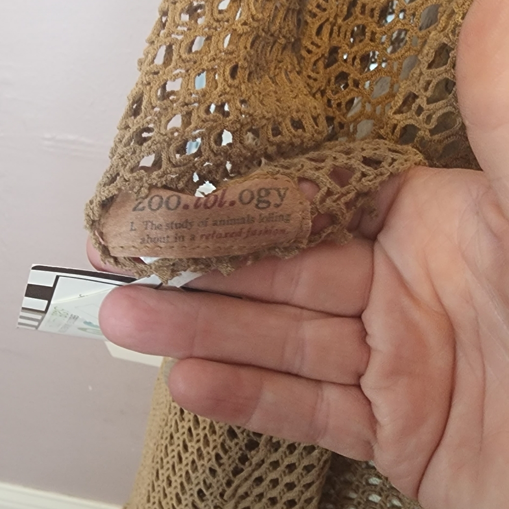 poncho - Picture 4 of 4